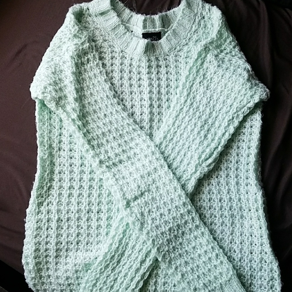 Women's sweater